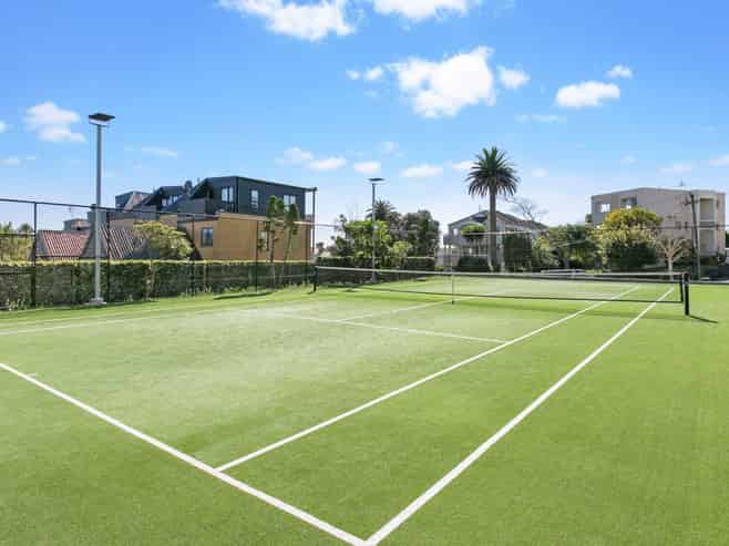 4/97 Jervois Road, Herne Bay