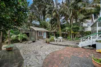 17  Hillside Crescent South, Mount Eden