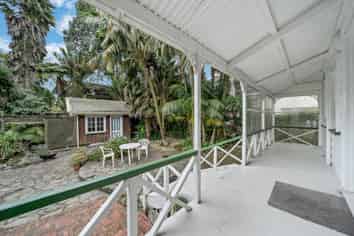 17  Hillside Crescent South, Mount Eden
