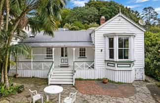 17  Hillside Crescent South, Mount Eden