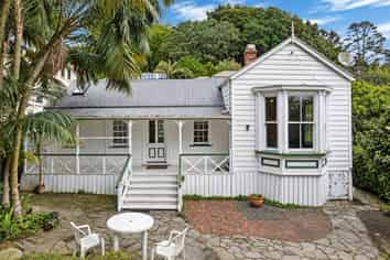 17  Hillside Crescent South, Mount Eden