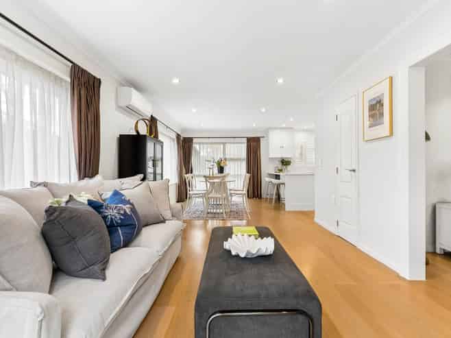 12A Bracken Avenue, Epsom