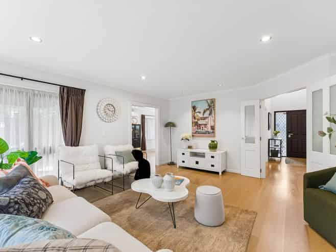 12A Bracken Avenue, Epsom