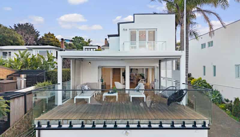 90B Ireland Road, Mount Wellington