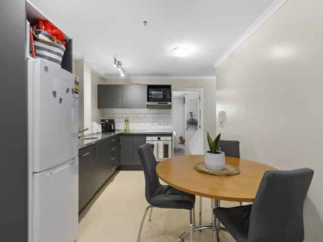 212/15 Holland Street, Te Aro