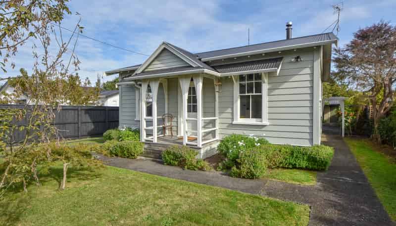 10 Wyndham Street, Carterton