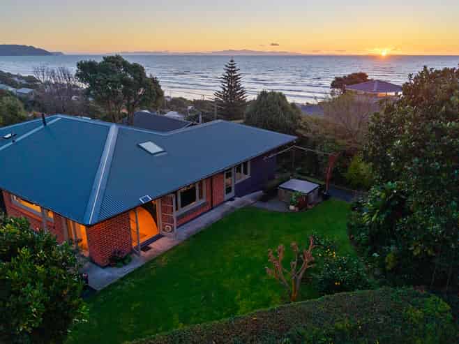 19 Pingau Street, Paekakariki