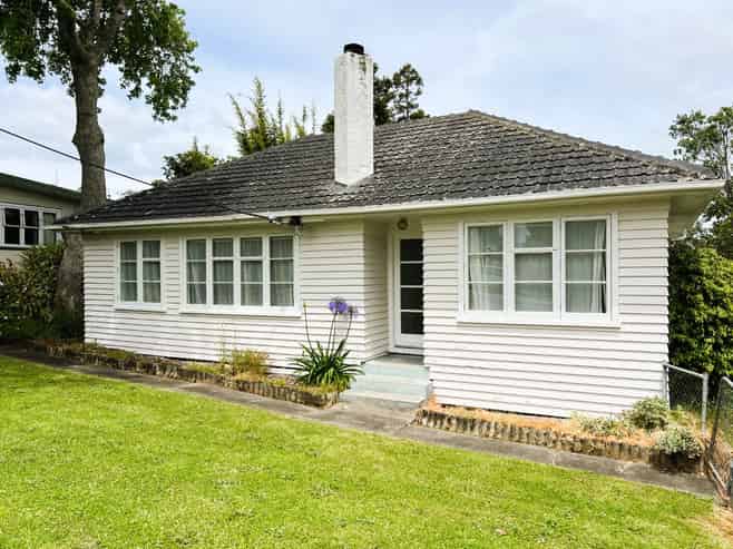 4 Albany Highway, Greenhithe