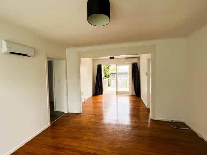 4 Albany Highway, Greenhithe