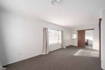 2/69 Freyberg Street, Lyall Bay