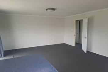 11 Moa Street, Alexandra