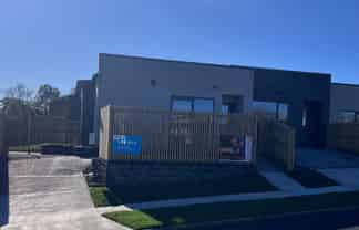 2/106 Fairview Street, Fairview Downs