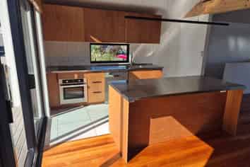 17a Cornwall Rd, Lyttelton