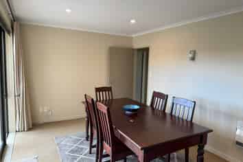102 Rhodes Drive, Kelvin Grove