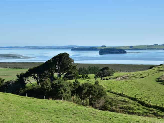 3356 Kaipara Coast Highway, Glorit