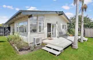 2/1 Yeovil Road, Te Atatu Peninsula