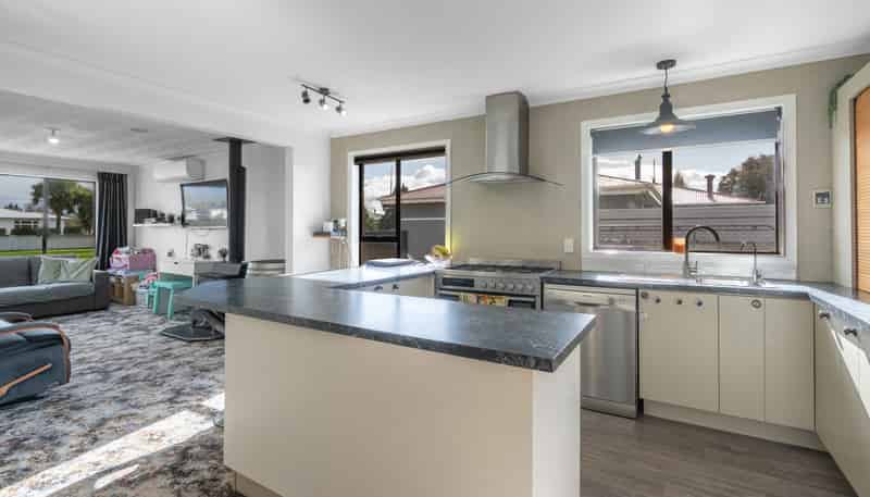 8 Ingram Place, Mataura