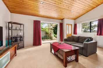 9 The Glade, Pukekohe