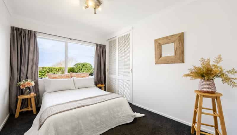 31 Frost Road, Waitoki