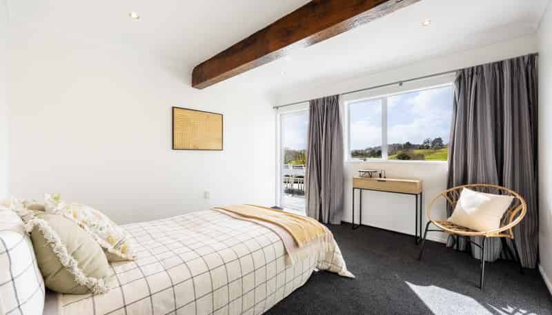 31 Frost Road, Waitoki