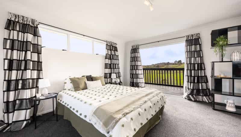 31 Frost Road, Waitoki