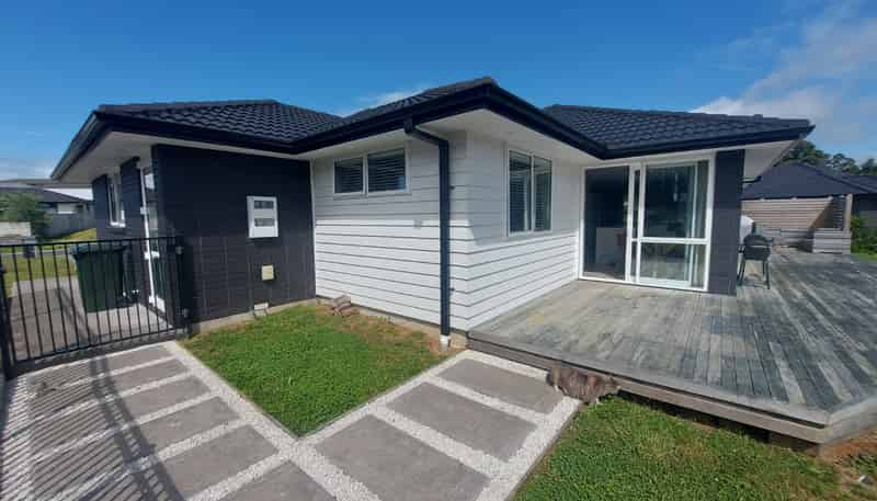 6 Rotokauri Rise, Kamo