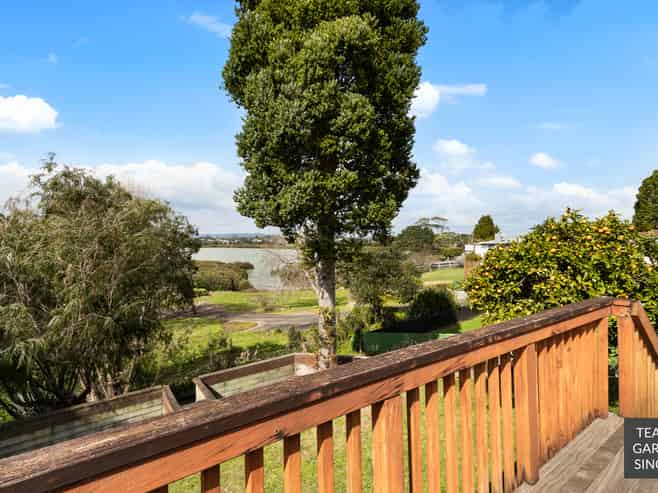 4 Lucas Place, Weymouth