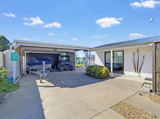 36 Ocean View Place, Southbridge