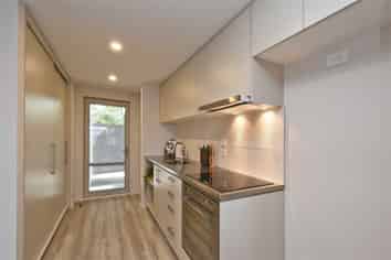 7/153 Hastings Street East, Waltham