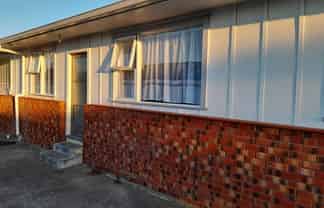 2/15 Worcester Street, West End