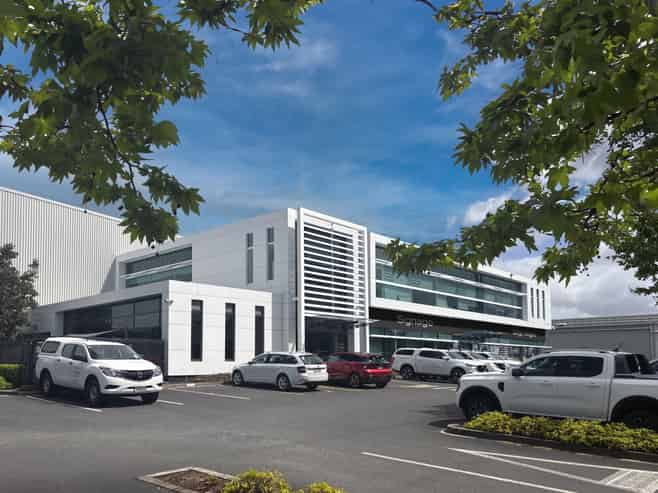 6,074sqm HQ | A-Grade with Power Capacity