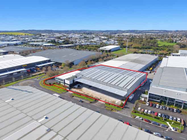 6,074sqm HQ | A-Grade with Power Capacity