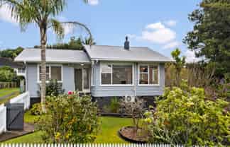 60 Hilling Street, Titirangi