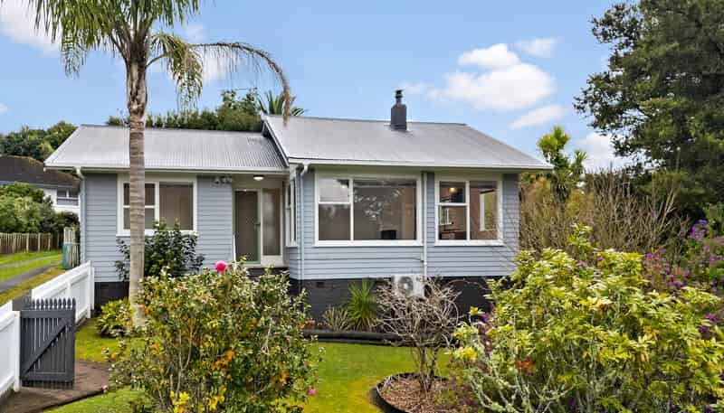 60 Hilling Street, Titirangi