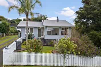 60 Hilling Street, Titirangi