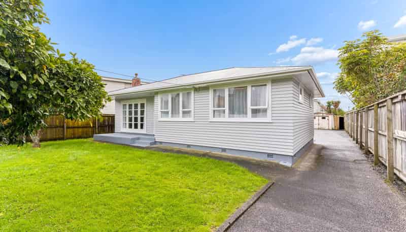 55 Swanson Road, Henderson