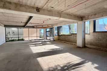 600sqm Newton Road Showroom