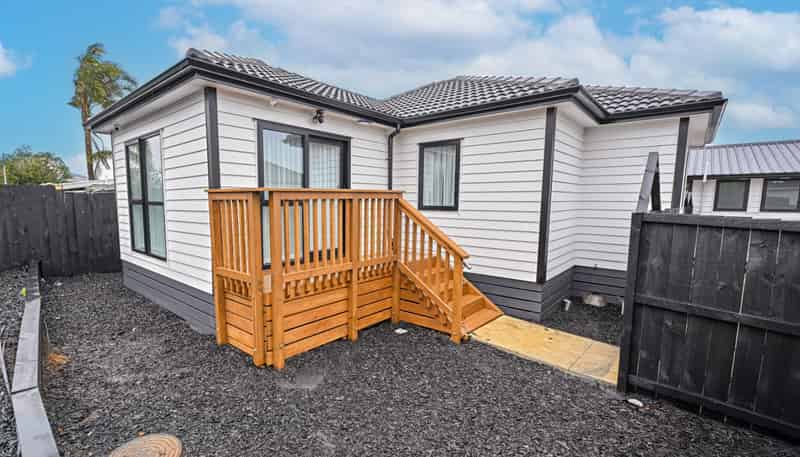 3A Quennell Avenue, Favona
