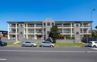 205/75 Michael Jones Drive, Flat Bush