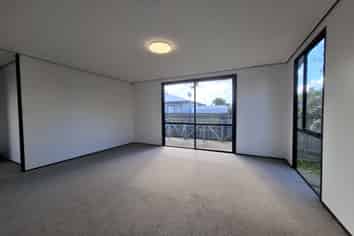 B/11 President Avenue, Papakura