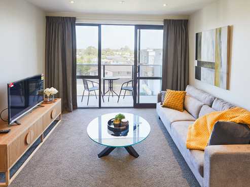203/69 Hall Avenue, Favona