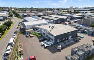 Heavy Industry Workshop And Warehouse