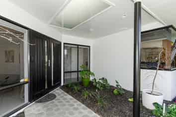 3/100 Avondale Road, Taradale