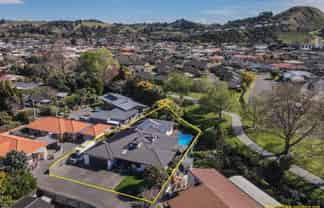 3/100 Avondale Road, Taradale