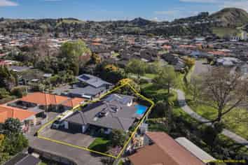 3/100 Avondale Road, Taradale