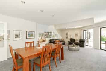 3/100 Avondale Road, Taradale