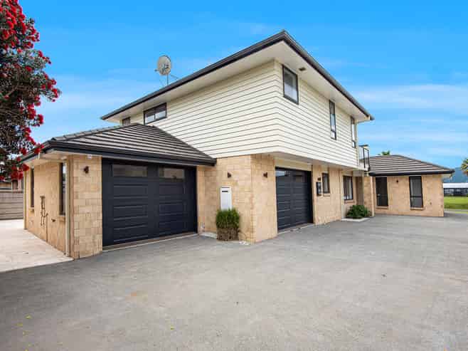 38 Key West Drive, One Tree Point