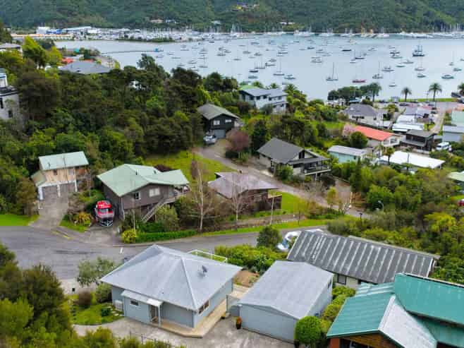 22 Amelia Crescent, Waikawa