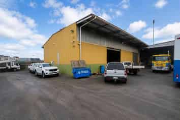 Rare Yard-Dominant Industrial Opportunity
