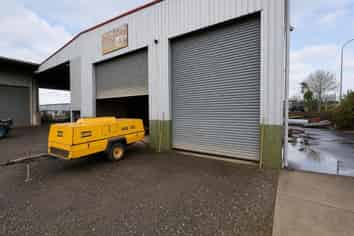 Rare Yard-Dominant Industrial Opportunity